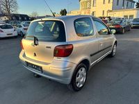 Gebraucht Toyota Yaris Sol 65 PS (47 kW) 2003 Silber Kleinwagen