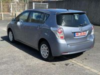 Gebraucht Toyota Verso Life 132 PS (97 kW) 2011 Blau Van / Kleinbus