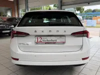 Gebraucht Skoda Octavia 150 PS (110 kW) 2023 Weiß Kombi