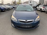 Gebraucht Opel Astra Edition 116 PS (85 kW) 2010 Blau Kombi