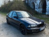 Gebraucht BMW 320 150 PS (110 kW) 1999 Blau Limousine