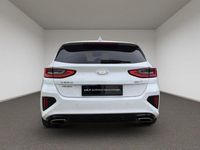 Gebraucht Kia Ceed 204 PS (150 kW) 2021 (hw2) deluxeweiss met. (metallic) Kleinwagen