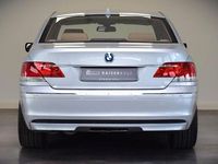 Gebraucht BMW 760 445 PS (327 kW) 2006 Silber Limousine