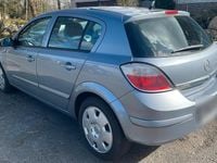Gebraucht Opel Astra 104 PS (76 kW) 2006 Grau Limousine