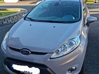 Gebraucht Ford Fiesta Titanium 82 PS (60 kW) 2011 Grau Kleinwagen