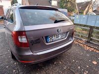 Używany Skoda Superb Elegance 140 KM (102 kW) 2012 Szary Kombi