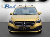 Gebraucht Mercedes T180 Progressive 131 PS (96 kW) 2024 Limonitgelb metallic Van / Kleinbus
