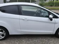 Gebraucht Ford Fiesta 120 PS (88 kW) 2009 Weiß Kleinwagen