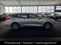 Gebraucht Ford Focus Cool & Connect 125 PS (91 kW) 2021 Silber Kombi