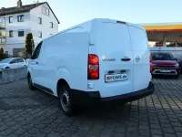 Gebraucht Opel Vivaro-e Combi 122 PS (89 kW) 2019 Weiß Van / Kleinbus