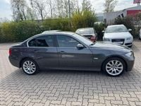 Używany BMW 325 Advantage 218 KM (160 kW) 2007 Szary Sedan/Limuzyna