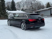 Używany Audi A4 S-Line 218 KM (160 kW) 2016 Czarny Kombi