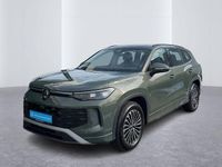 Gebraucht VW Tayron Life 150 PS (110 kW) 2025 Cipressinogrün metallic SUV