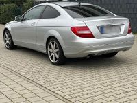 Gebraucht Mercedes C180 156 PS (114 kW) 2012 Silber Coupé
