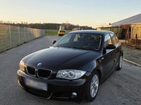 Gebraucht BMW 118 122 PS (89 kW) 2005 Schwarz Kleinwagen