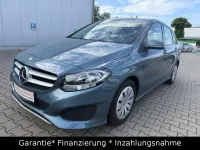 Gebraucht Mercedes B220 184 PS (135 kW) 2015 Blau Kleinwagen