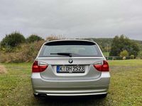 Gebraucht BMW 320 170 PS (125 kW) 2008 Grau Kombi