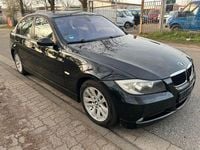 Gebraucht BMW 320 177 PS (130 kW) 2008 Schwarz Limousine