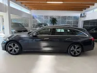 Gebraucht Mercedes E220 Avantgarde 197 PS (144 kW) 2025 Graphitgraumetallic Kombi