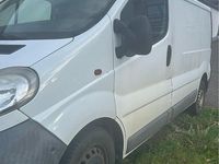 Second-hand Opel Vivaro 101 CP (74 kW) 2006 Alb Monovolum