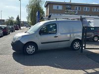 Gebraucht Renault Kangoo Rapid Extra 90 PS (66 kW) 2011 Space grau Van / Kleinbus