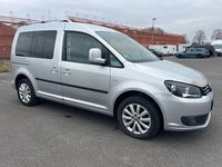 Second-hand VW Caddy Highline 140 CP (102 kW) 2013 Argintiu Monovolum