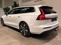 Gebraucht Volvo V60 Core 197 PS (144 kW) 2025 Weiß Kombi