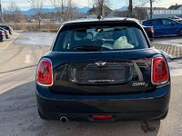 Gebraucht Mini Cooper D Chili 116 PS (85 kW) 2015 Midnight black metallic Kleinwagen