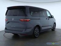 Gebraucht VW Multivan 150 PS (110 kW) 2024 Pure grey Van