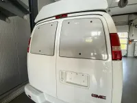 Gebraucht GMC Savana 213 PS (156 kW) 2004 Weiß Van / Kleinbus