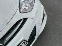 Gebraucht Hyundai i10 69 PS (50 kW) 2013 Weiß Kleinwagen