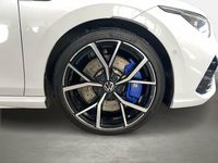 Gebraucht VW Golf VIII R 320 PS (235 kW) 2022 Pure white Kombi