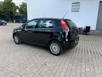 Gebraucht Fiat Grande Punto Dynamic 77 PS (56 kW) 2009 Schwarz Kleinwagen