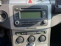 Gebraucht VW Passat Comfortline 140 PS (102 kW) 2005 Grau Kombi