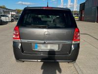 Second-hand Opel Zafira 110 CP (80 kW) 2011 Gri Monovolum
