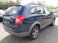 Gebraucht Chevrolet Captiva LS 136 PS (100 kW) 2011 Poseidon blue met SUV