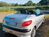 Gebraucht Peugeot 206 CC Platinum 109 PS (80 kW) 2002 Silber Cabrio