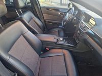 Gebraucht Mercedes E350 Avantgarde 231 PS (169 kW) 2010 Schwarz Limousine