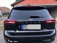 Gebraucht Ford Focus Style 125 PS (91 kW) 2022 Schwarz Kombi