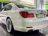 Gebraucht BMW 730 245 PS (180 kW) 2011 Weiß Limousine