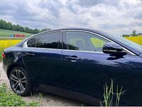 Gebraucht Jaguar XE 180 PS (132 kW) 2016 Blau Limousine