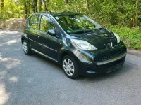 Gebraucht Peugeot 107 69 PS (50 kW) 2012 Grau Kleinwagen