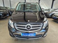 Gebraucht Mercedes V220 Edition 250 PS (183 kW) 2017 Obsidianschwarz metallic Van / Kleinbus