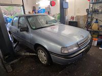Gebraucht Opel Vectra 116 PS (85 kW) 1991 Blau Kleinwagen