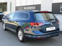 Gebraucht VW Passat Business 150 PS (110 kW) 2021 Blau Kombi