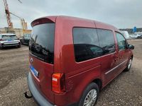 Gebraucht VW Caddy Trendline 102 PS (75 kW) 2019 Rot Van / Kleinbus