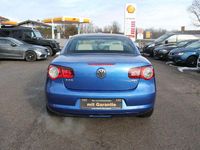Gebraucht VW Eos 160 PS (117 kW) 2010 Rising blue metallic Cabrio