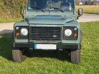 Gebraucht Land Rover Defender 122 PS (89 kW) 2009 Grün Kombi