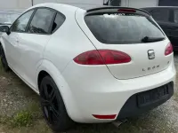 Używany Seat Leon FR 170 KM (125 kW) 2009 Biały Hatchback