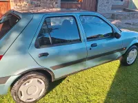 Gebraucht Ford Fiesta 60 PS (44 kW) 2001 Grün Kleinwagen